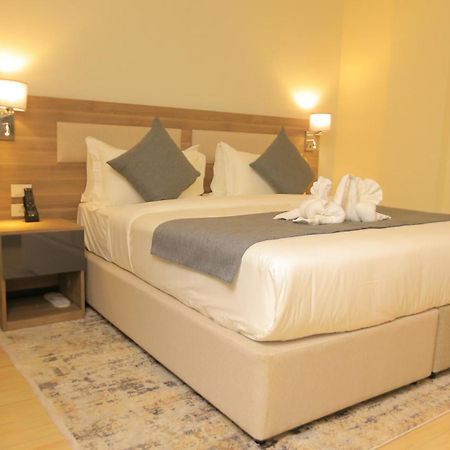 Triple E Hotel And Spa Addis Ababa Luaran gambar