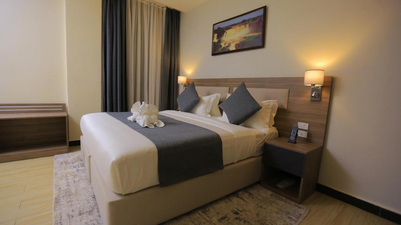 Triple E Hotel And Spa Addis Ababa Luaran gambar