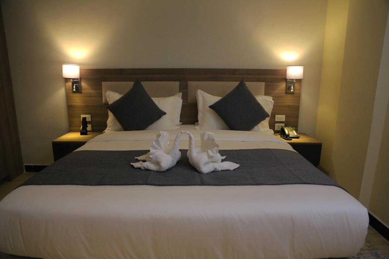 Triple E Hotel And Spa Addis Ababa Luaran gambar