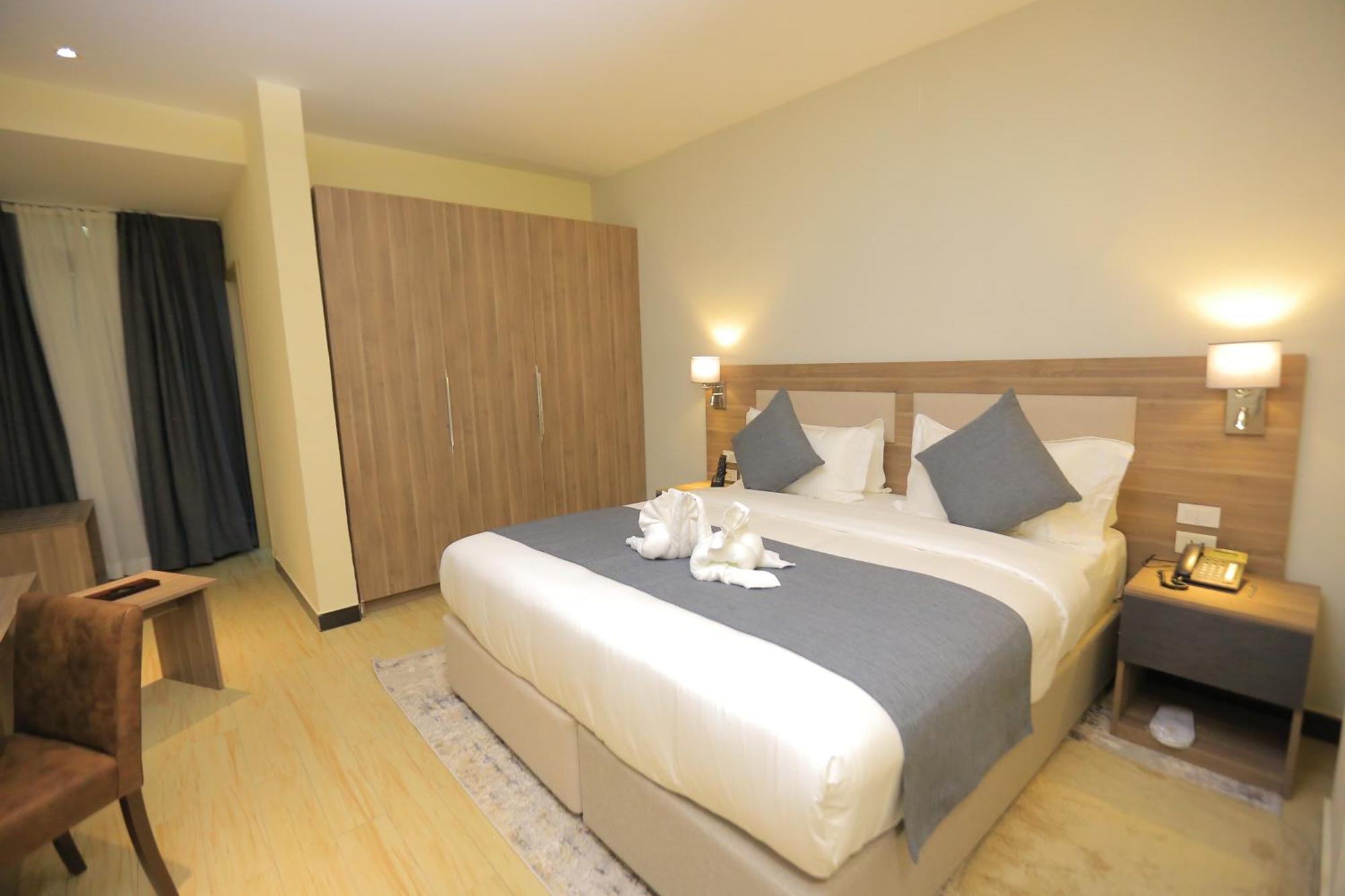 Triple E Hotel And Spa Addis Ababa Luaran gambar